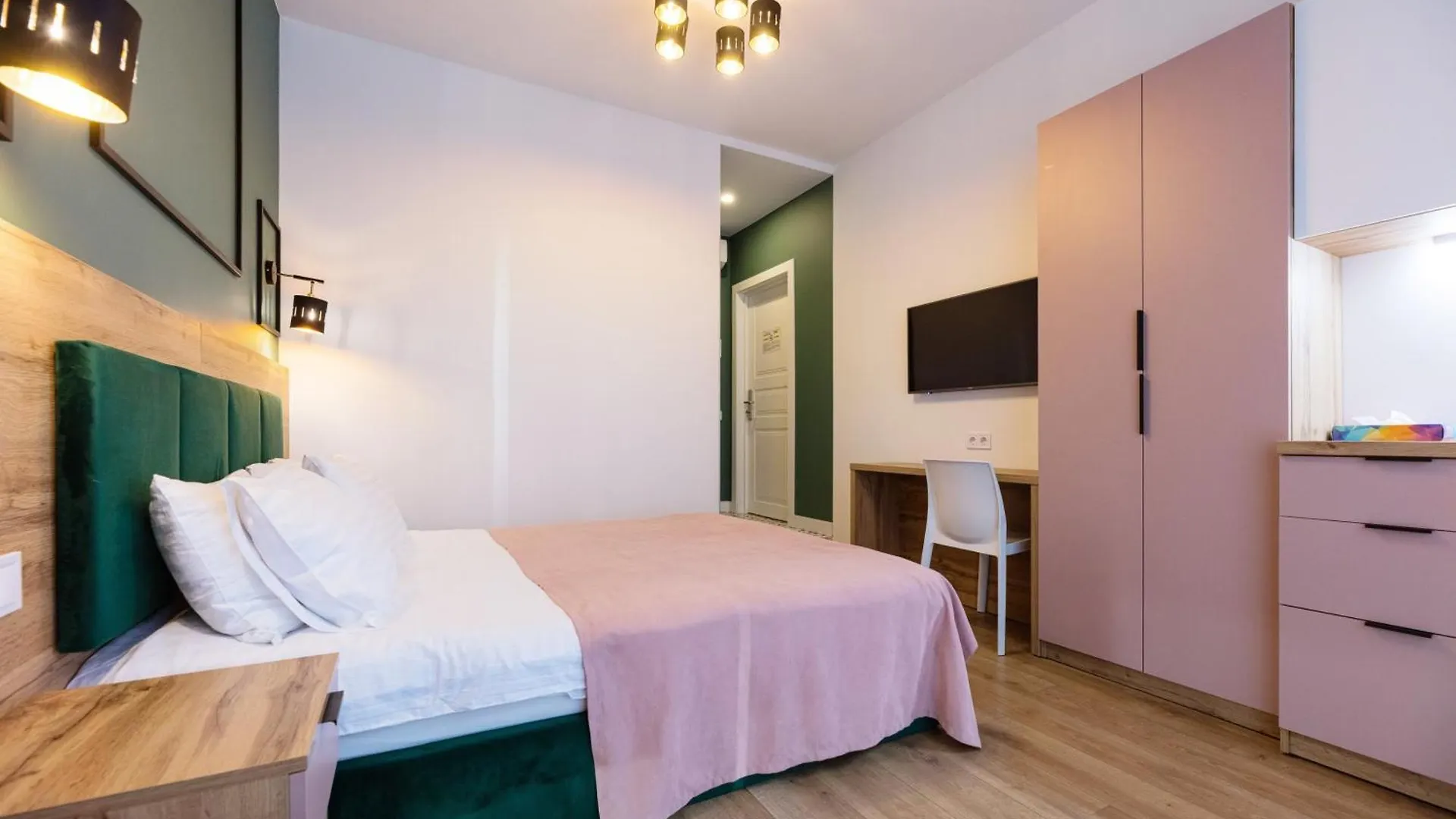 Apartment Partner Guest House Baseina Kyiv